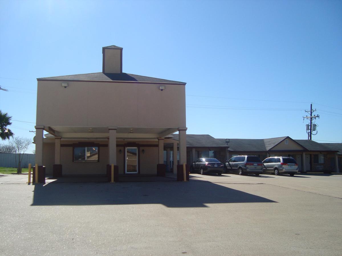 Navasota Inn Exterior foto